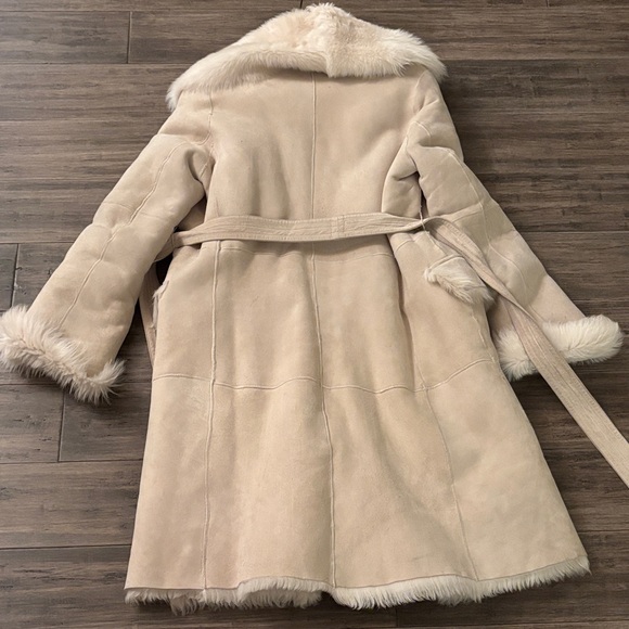 BCBGMaxAzria Cream Shearling Jacket with Fur Trim - Picture 7 of 11